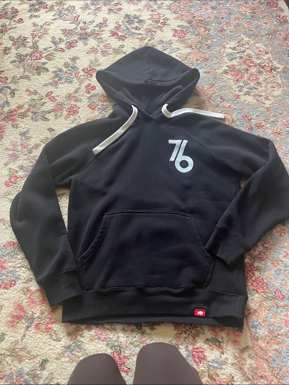 Black '76 Graphic Pullover Hoodie with Contrast Drawstrings